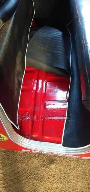Bajaj RE 2005