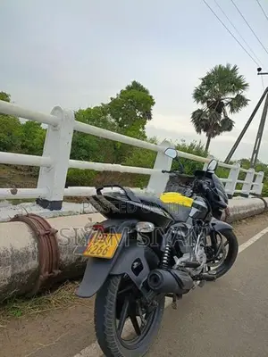 Bajaj Pulsar 150 2017
