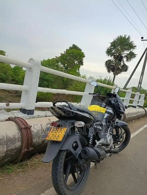 Bajaj Pulsar 150 2017