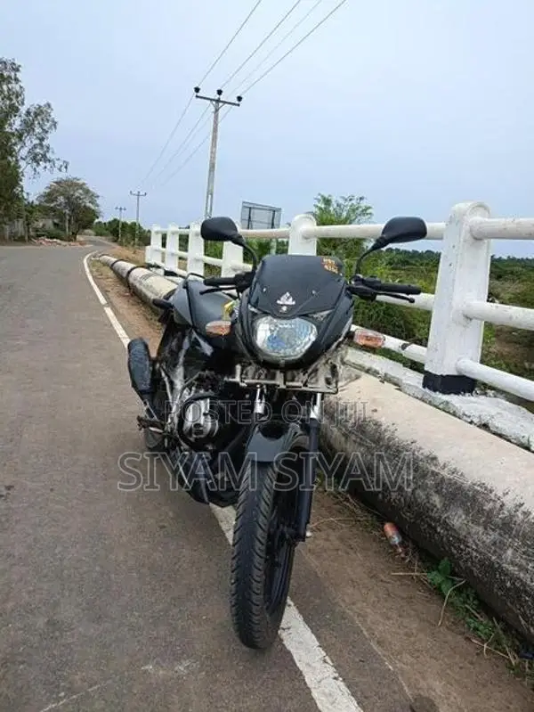 Bajaj Pulsar 150 2017