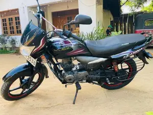 Bajaj Platina 100 2015
