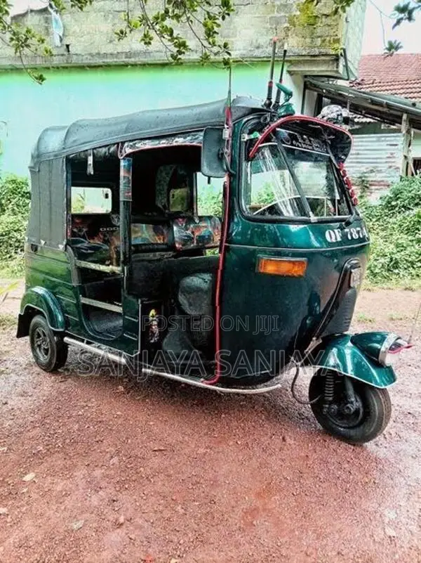 Bajaj RE 2006