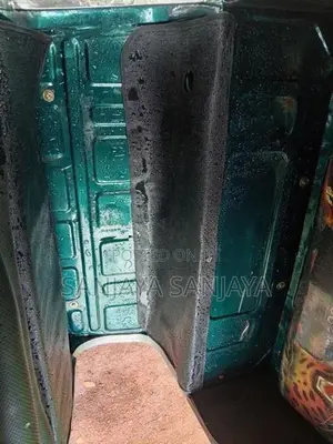 Bajaj RE 2006
