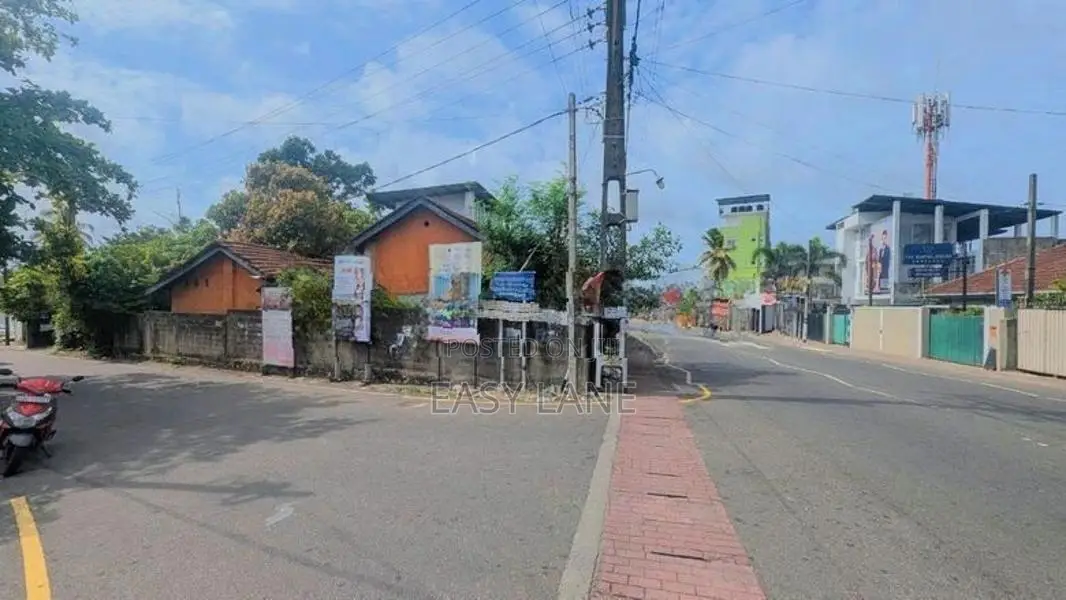 නුගේගොඩ – මිරිහානෙන් වටිනා ඉඩමක් විකිණීමට ‎