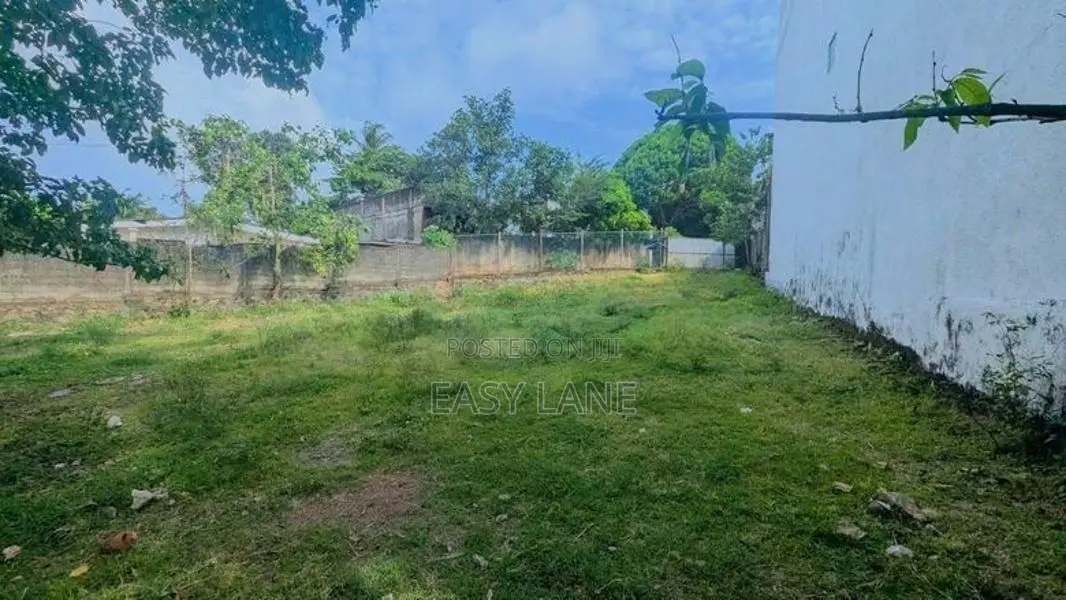 නුගේගොඩ – මිරිහානෙන් වටිනා ඉඩමක් විකිණීමට ‎