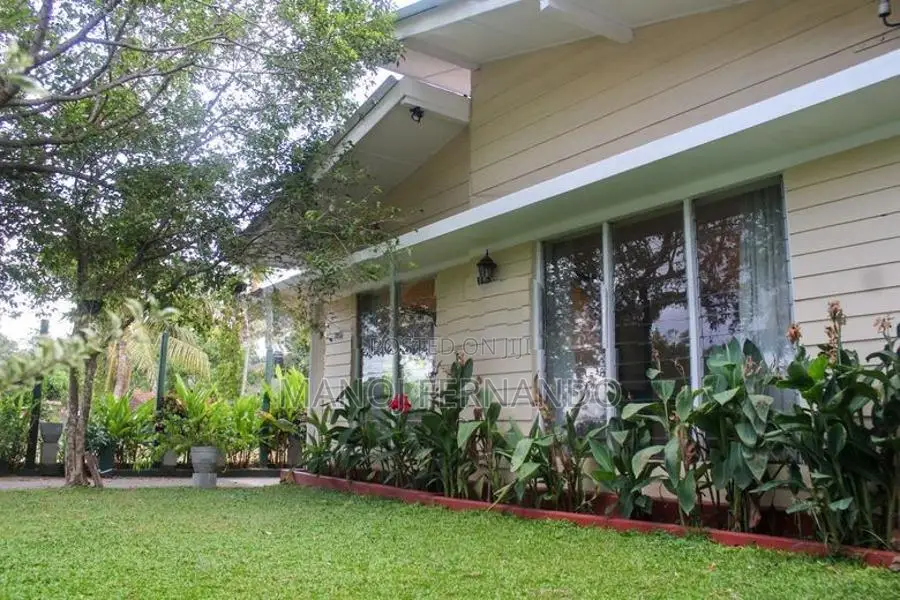 Spacious Fully Furnished 4-Bedroom House For Rent Near Negombo City