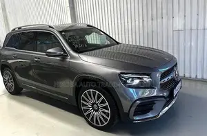 Mercedes Benz GLB 180 AMG Line Plus 2024