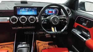 Mercedes Benz GLB 180 AMG Line Plus 2024