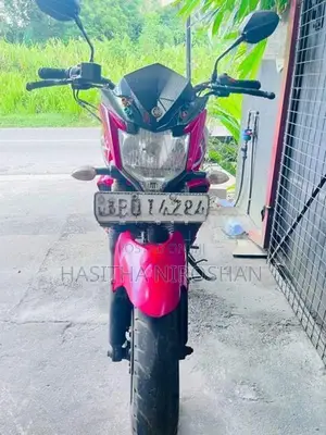 Yamaha FZ S V2 2015