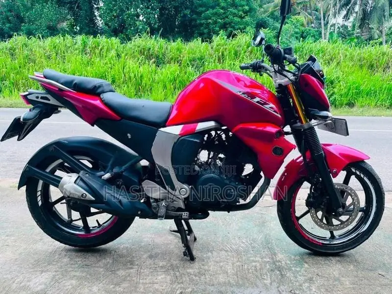 Yamaha FZ S V2 2015
