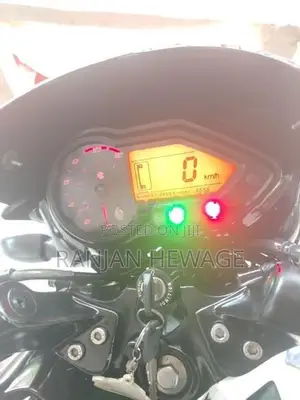 Bajaj Pulsar 150 2015