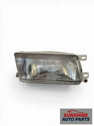 Nissan Sunny FB 13 Head Light