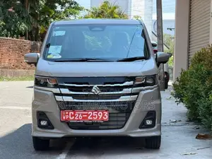 Suzuki Wagon R CUSTOM Z Play 4way 2026