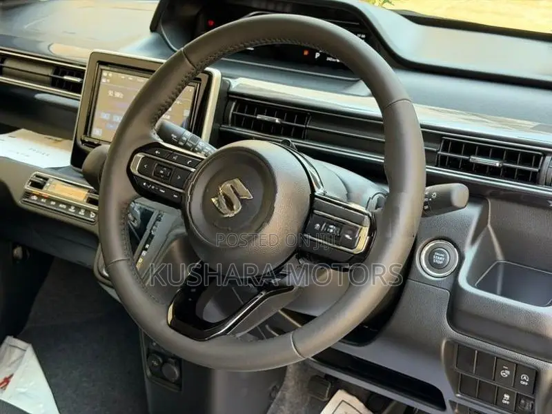 Suzuki Wagon R CUSTOM Z Play 4way 2026