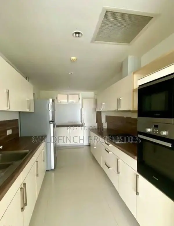 Luxury Apartment For Sale At Clearpoint, Rajagiriya
