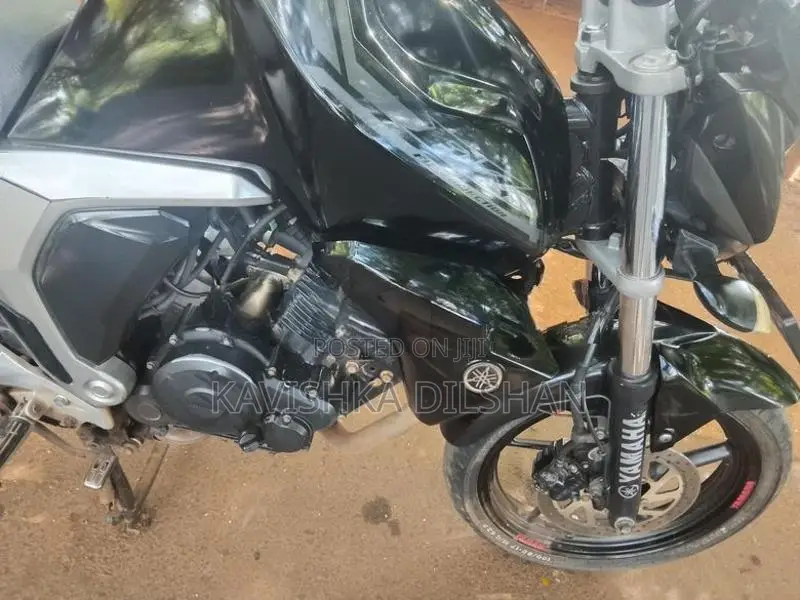 Yamaha FZ 2018