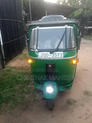 Bajaj RE 1995