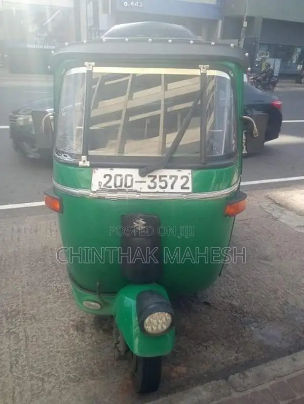 Bajaj RE 1995