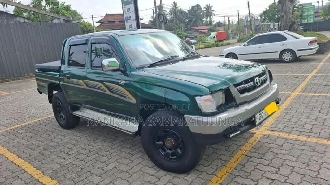 Toyota Hilux LN166R 2002