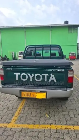 Toyota Hilux LN166R 2002