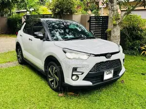 Toyota Raize Z A/Parking 2019