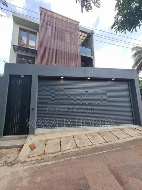 Fantastic House for Sale Talawathugoda