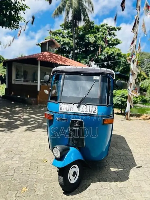 Bajaj RE 2004
