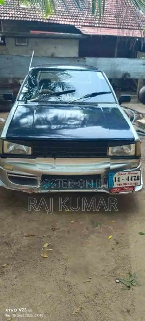 Nissan Sunny 1983