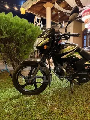 TVS Metro 2014