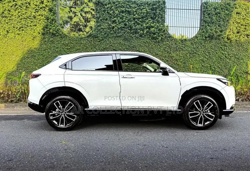 Honda Vezel Z Premium 2025