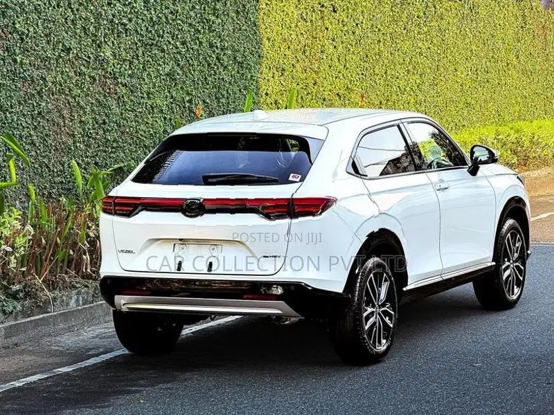 Honda Vezel Z Premium 2025