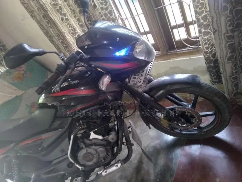 Bajaj Pulsar 150 2018