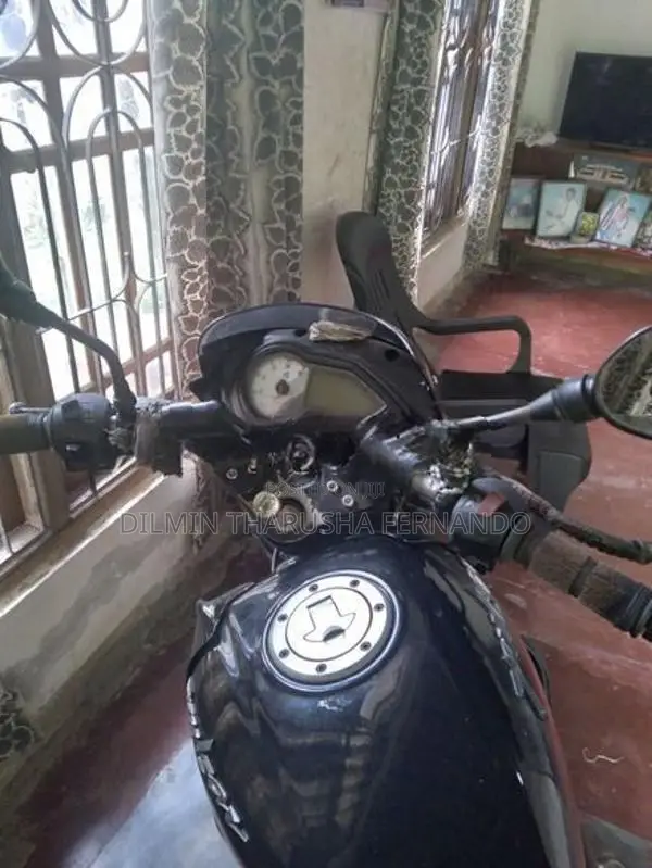 Bajaj Pulsar 150 2018