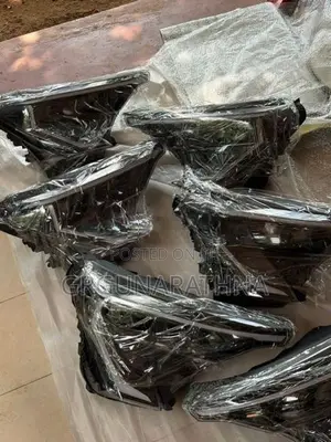 Kia Sonet Head Light 2025