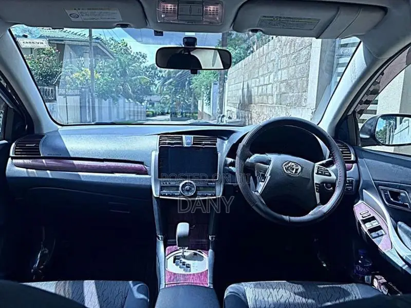Toyota Allion 2012