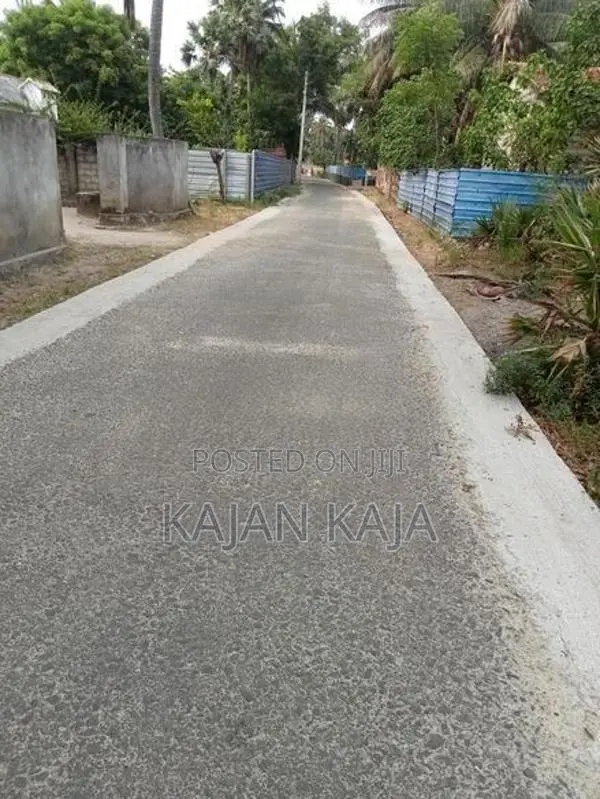 கொடிகாமத்தில் காணி விற்பனைக்கு