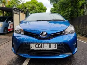 Toyota Vitz 2016