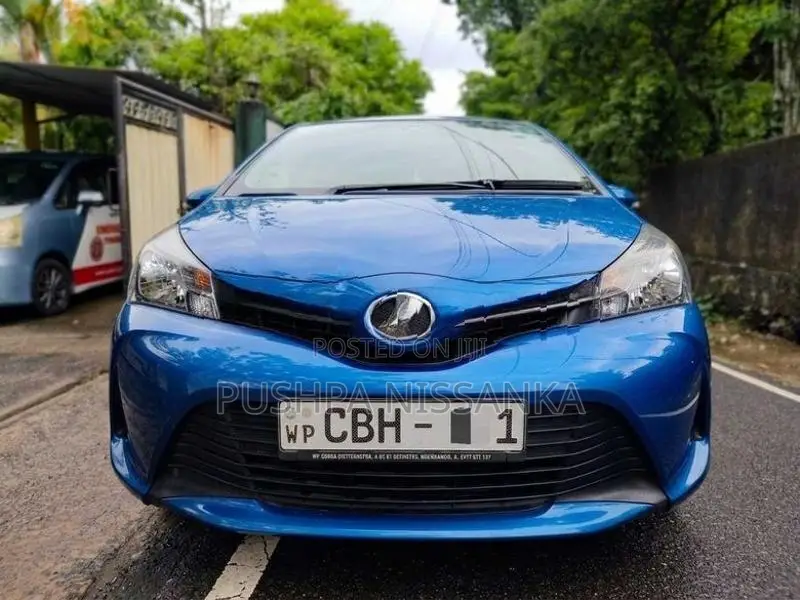 Toyota Vitz 2016