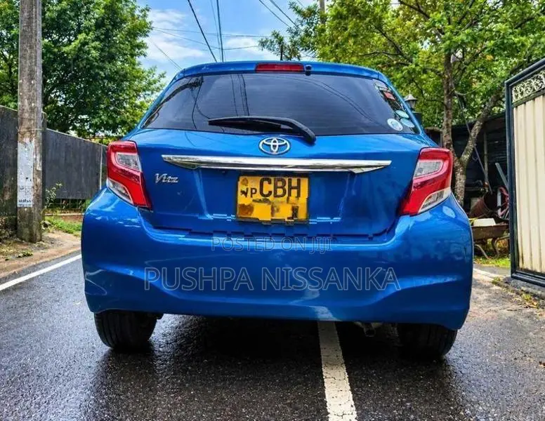 Toyota Vitz 2016