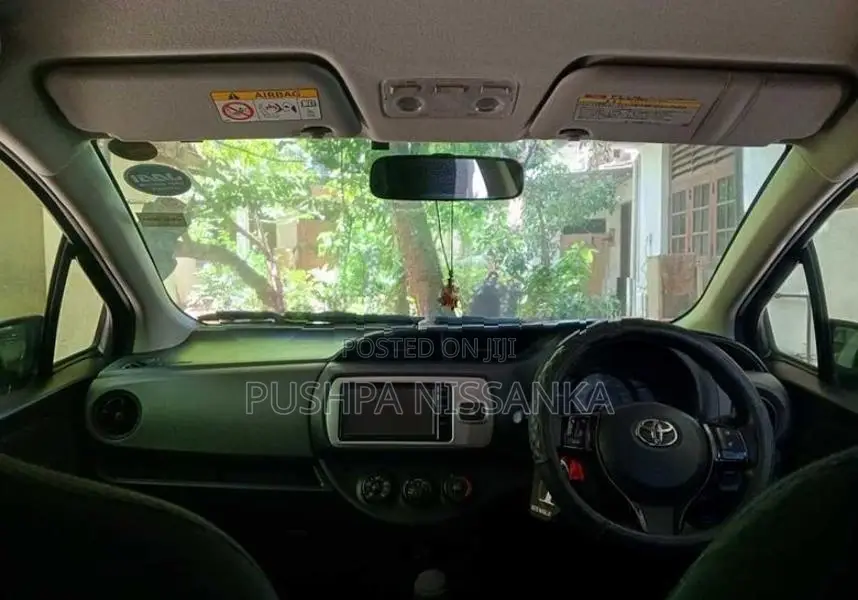 Toyota Vitz 2016
