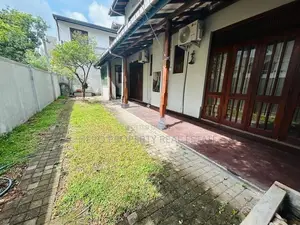 Ground floor spacious house for rent in delkanda