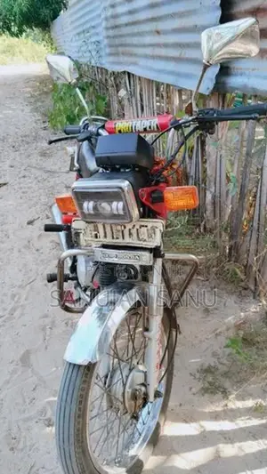 Hero CD 100 1997