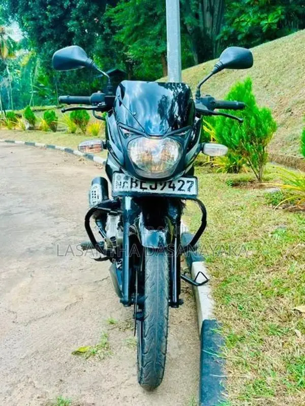 Bajaj Pulsar 150 2016