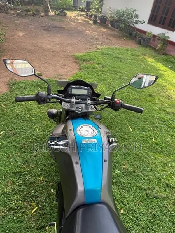 Yamaha FZ S 2017