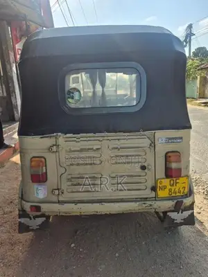 Bajaj RE 2 Stroke 2015