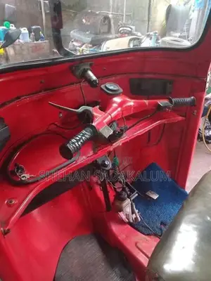 Bajaj RE 2005