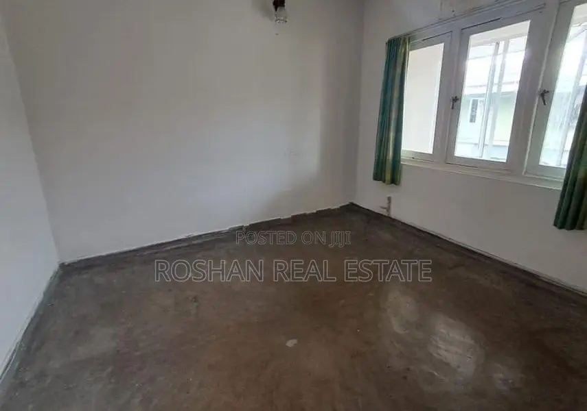 ANDRESON FLAT HOUSE FOR SALE COLOMBO 5 NARAHENPITIYA CH3000