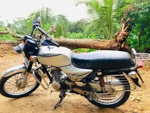 Bajaj Boxer 2003