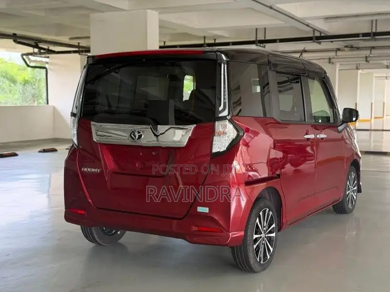 Toyota Roomy Custom G 2025
