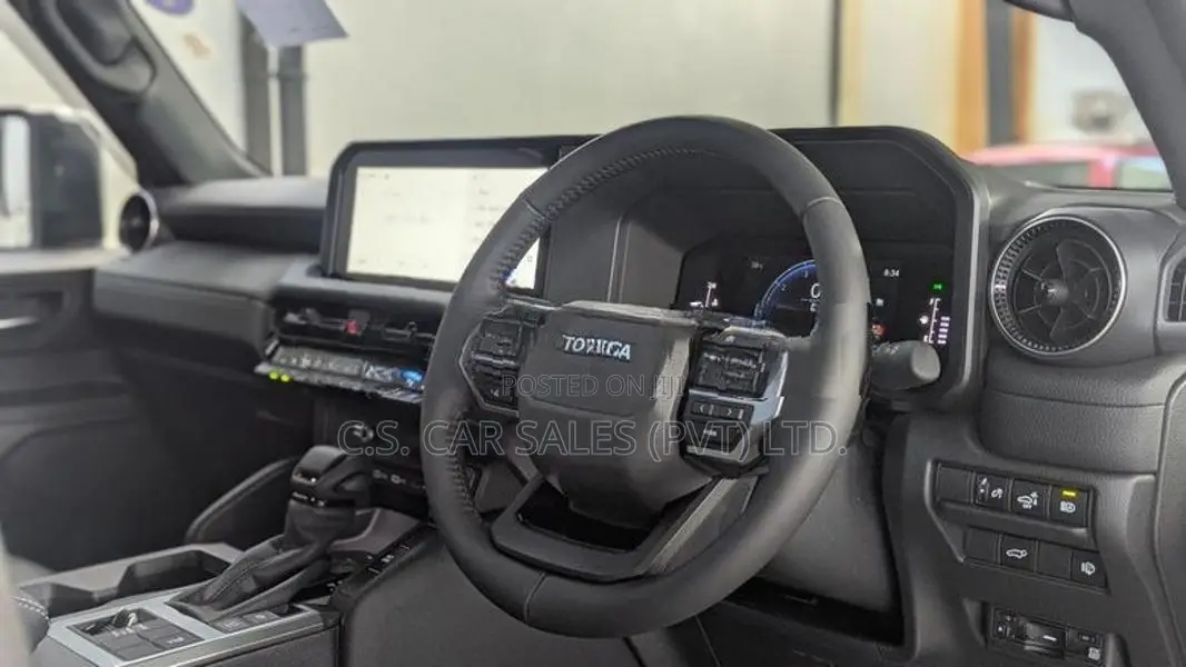 Toyota Land Cruiser Prado 250 VX 2026